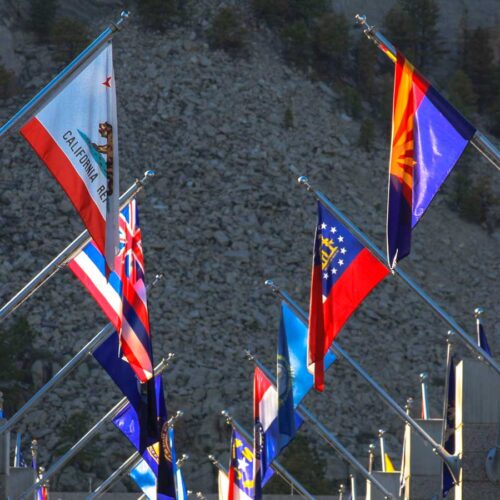 flags at mount rushmore